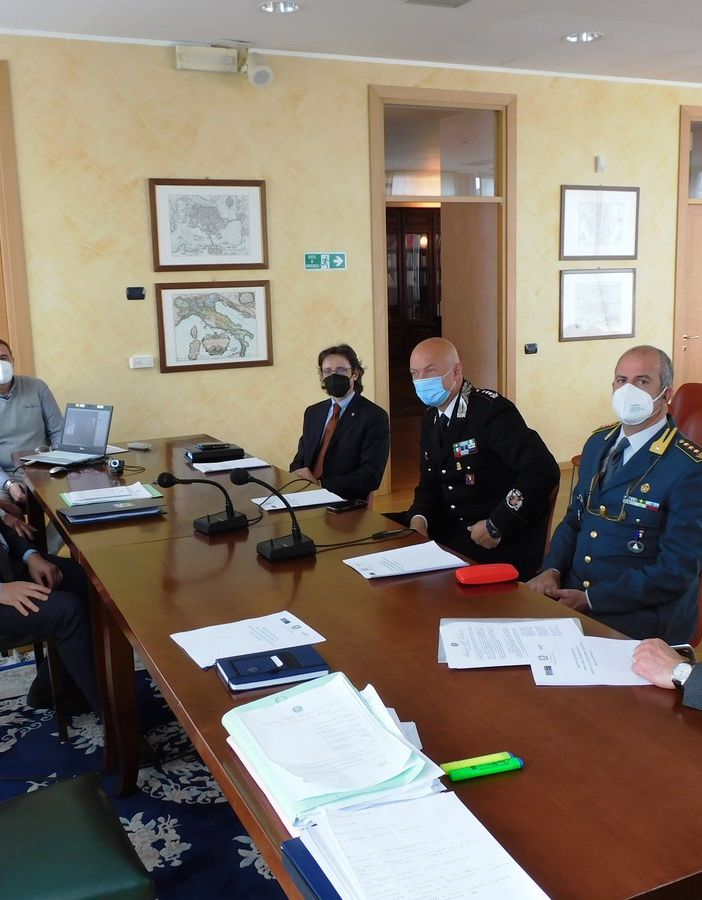 Sicurezza anticrimine nel settore bancario, siglato in prefettura un nuovo protocollo d’intesa con Abi
