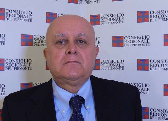 Ucraina, i civili scappano dalle bombe: “In Piemonte potrebbero arrivare 100mila profughi”