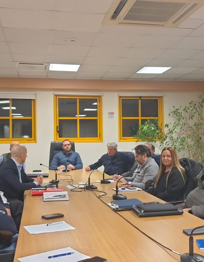 Dai sindacati dei frontalieri un coro unanime: &quot;Chi vuole bene al Vco si mobiliti contro questa tassa&quot; VIDEO