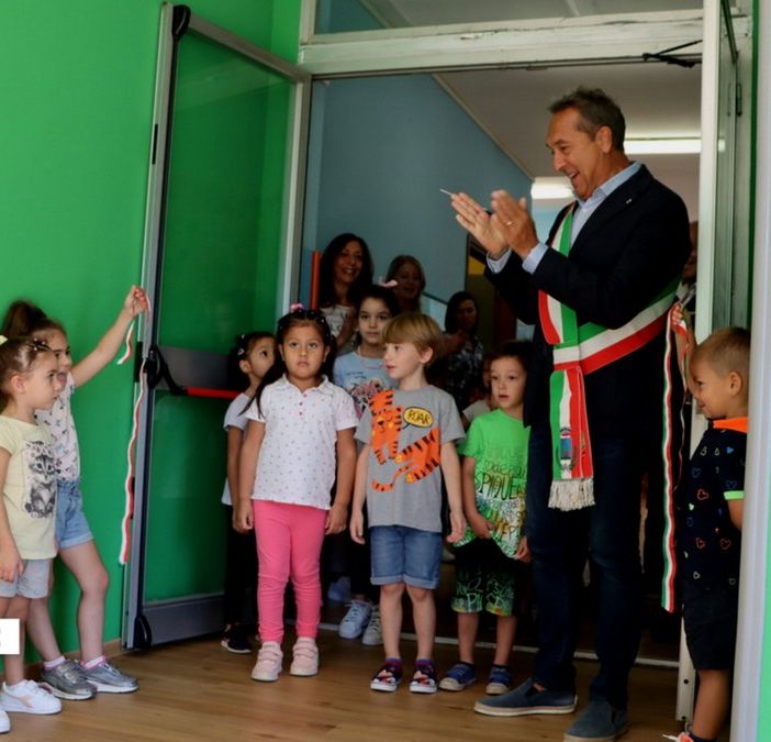 Nuova aula alle materne Rodari di Villa FOTO E VIDEO