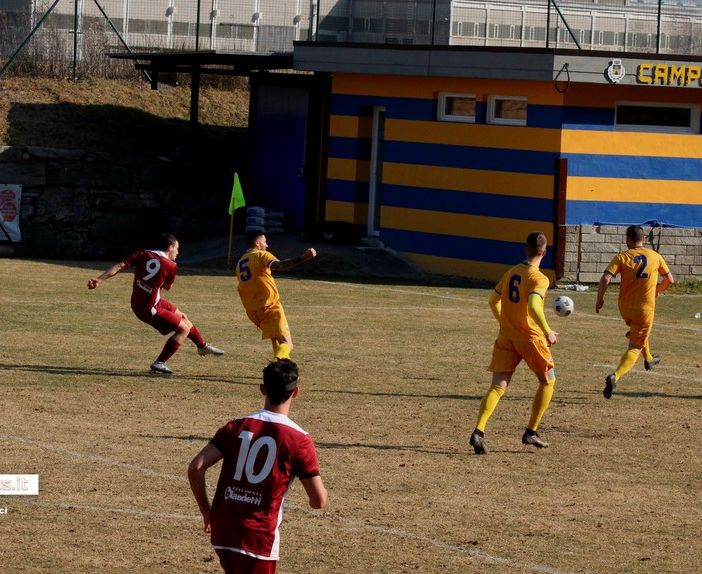 Pesce e Viscomi  firmano l'1 a 1 tra Piedimulera e Juventus Domo