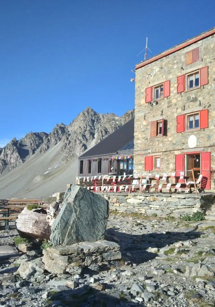 L'impegno del Club Alpino Italiano per i suoi rifugi