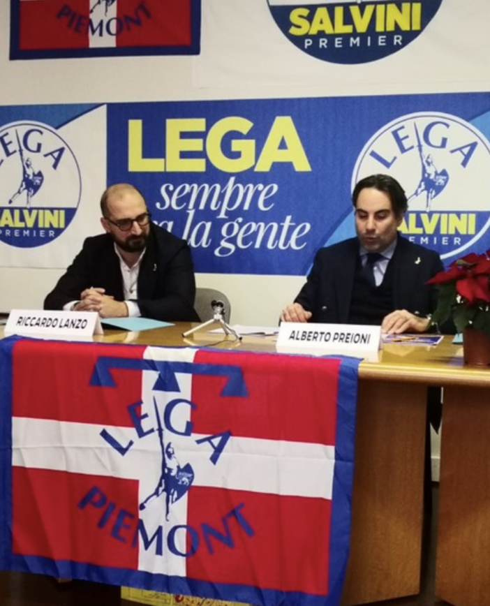 Rom, la Lega: &quot;In Piemonte transito in aree speciali per non più di 3 mesi. Fuori se sfruttano i bimbi&quot;