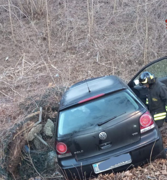 Schianto a Mergozzo, grave un 19enne
