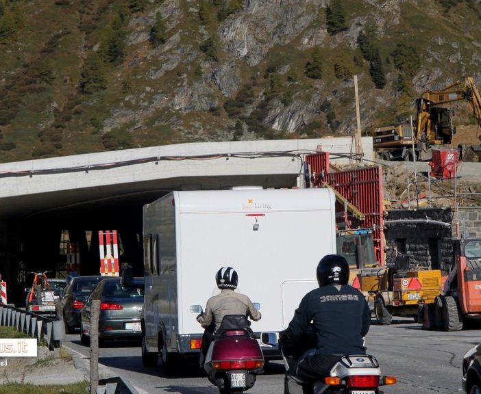 Un “anno eccezionale&quot; per l'apertura dei grandi passi alpini