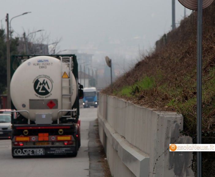 “Disagi per i tir in via Toce? I villadossolesi sanno bene perché la tangenziale è interrotta”