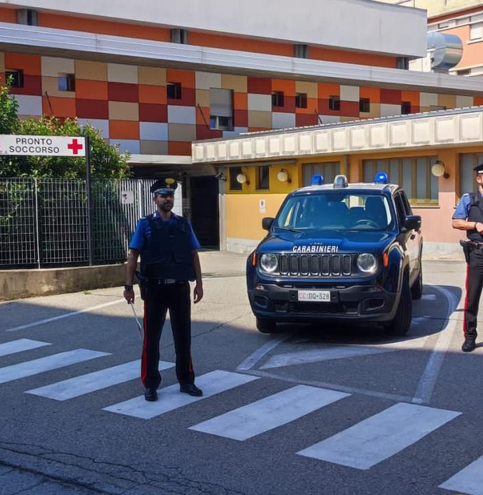 Palpeggia e molesta una paziende al Dea del Castelli, arrestato un 27enne