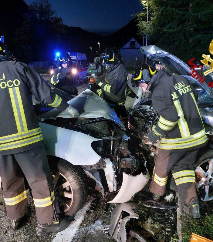 Scontro frontale a Crodo, 44enne trasportata al San Biagio in codice rosso