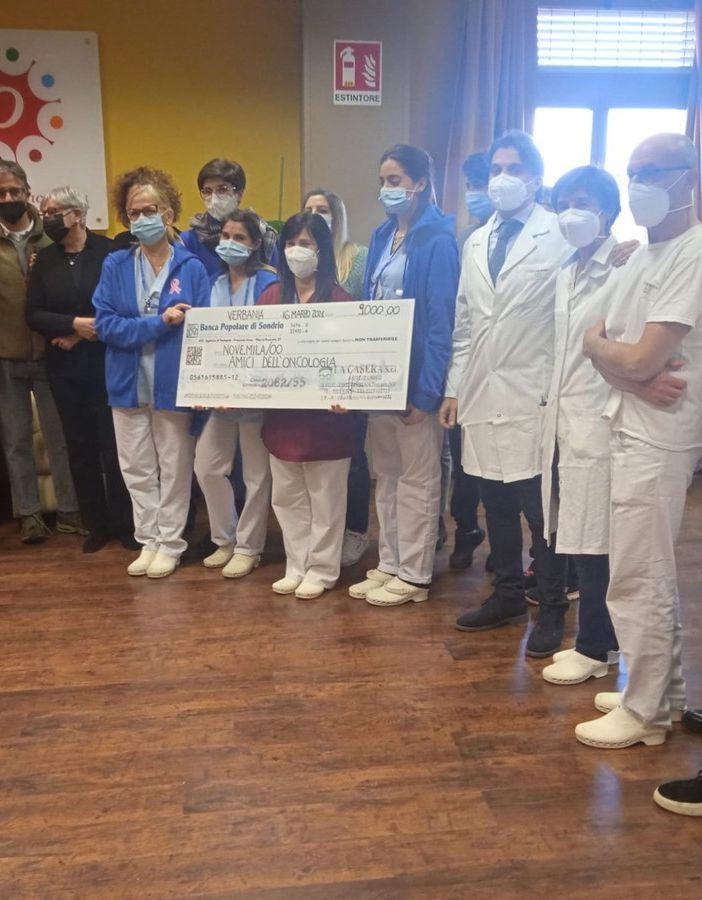 Donate delle poltrone per la chemioterapia ai poliambulatori di Verbania e Domodossola