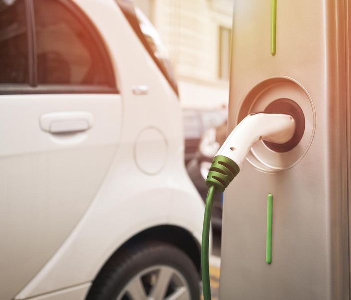 Auto elettriche e ibride: nel Vco sono il 4,1 percento