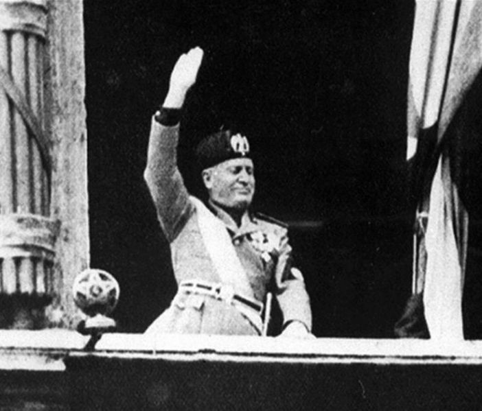 Losanna, nel 1937 la laurea ad honorem a Mussolini: “Grave errore, ma non va  ritirata”
