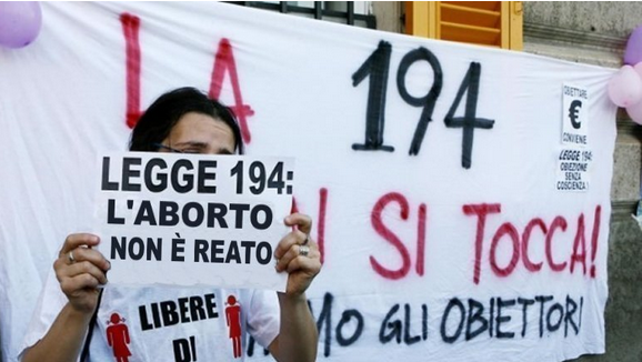 “No alle associazioni pro vita nei consultori: difendiamo la legge 194”,