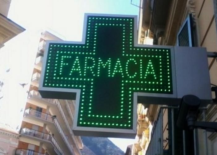 Covid, deroga sulle aperture per le farmacie piemontesi