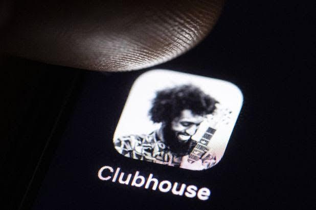 Clubhouse sbarca anche nel Vco: rivoluzione o moda passeggera?