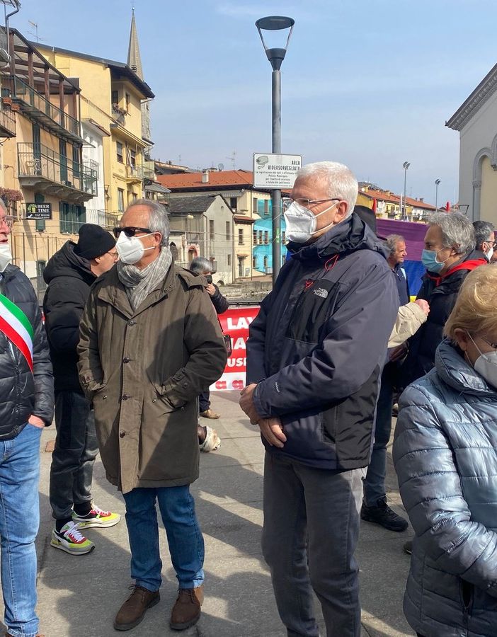 In 200 alla manifestazione promossa dal Comitato per la Pace del Vco