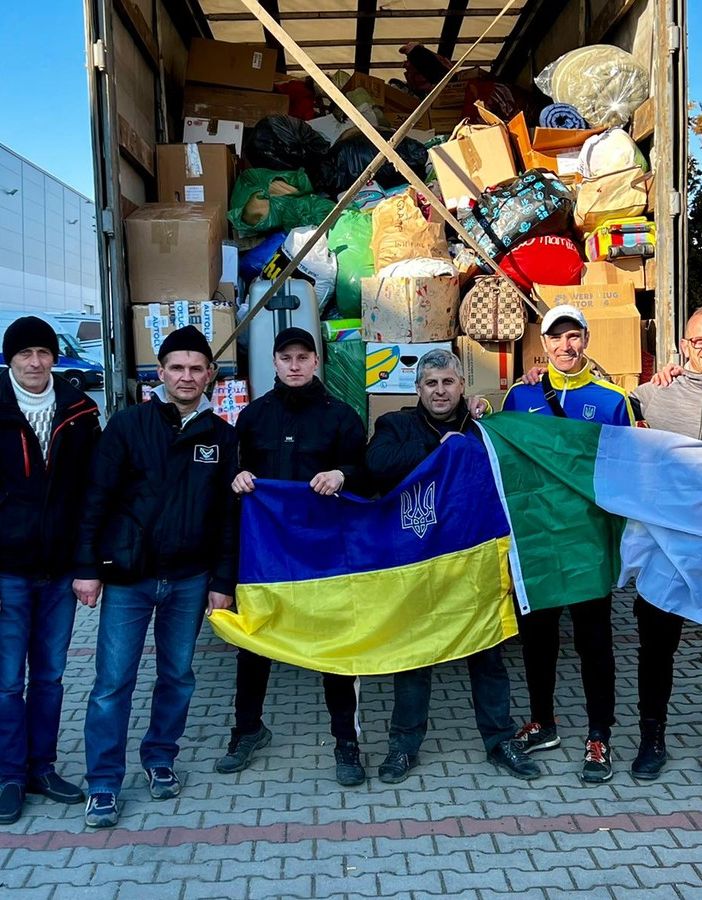 Rientrati dall'Ucraina i pulmini della solidarietà 'capitanati' dal campione Vasyl Matviyuchuk