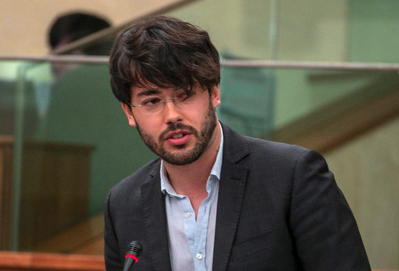 &quot;La Regione non proroga i contratti dei navigator, una scelta senza nessuna giustificazione&quot;
