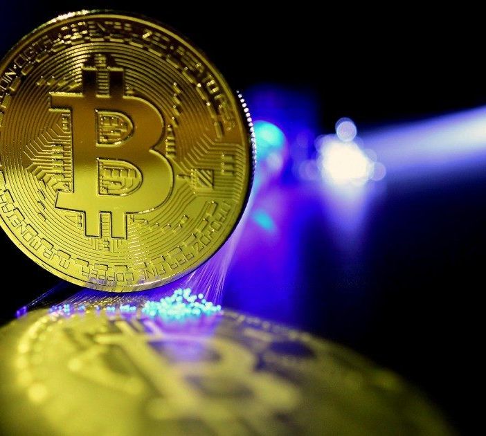 Il prezzo di Ripple si riprende subito dopo la caduta del weekend