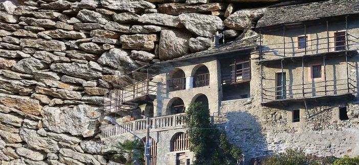 A Colloro un laboratorio per il recupero dei muretti a secco