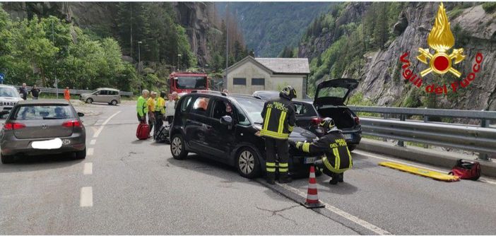 Schianto alla Galleria delle Casse in Formazza, una donna elitrasportata in ospedale