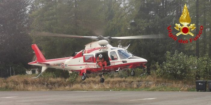 Turisti tedeschi si perdono al Moro, recuperati dall'elicottero dei Vigili del fuoco Turisti tedeschi si perdono al Moro, recuperati dall'elicottero dei Vigili del fuoco