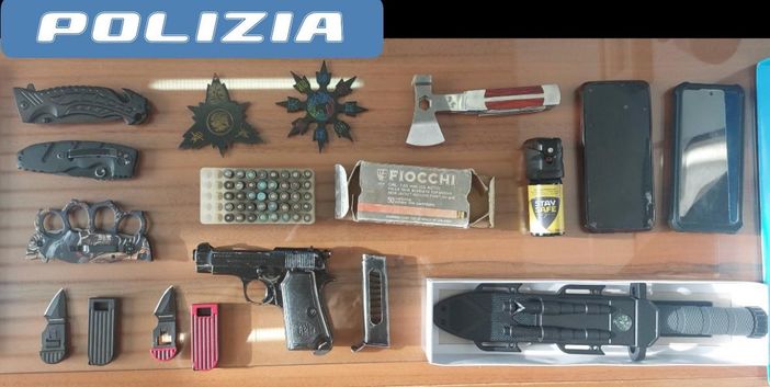 Domodossola: la polizia di Stato smantella una banda giovanile, due arrestati Domodossola: la polizia di Stato smantella una banda giovanile, due arrestati