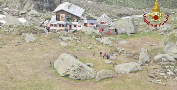 Macugnaga, salvate 29 persone dai Vigili del fuoco VIDEO Macugnaga, salvate 29 persone dai Vigili del fuoco VIDEO