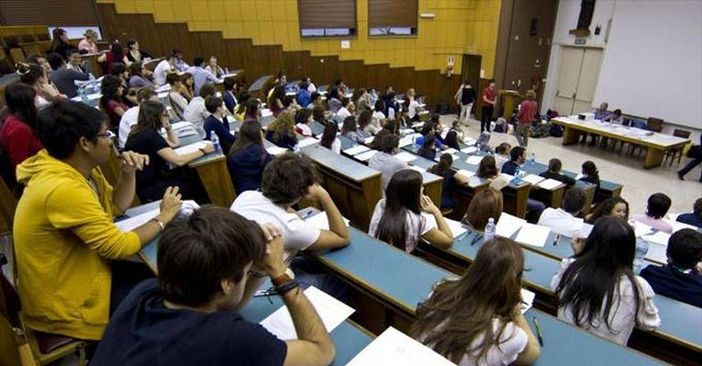 Esoneri studenti universitari, in Piemonte niente tasse per i figli di forze dell’ordine cadute in servizio Esoneri studenti universitari, in Piemonte niente tasse per i figli di forze dell’ordine cadute in servizio
