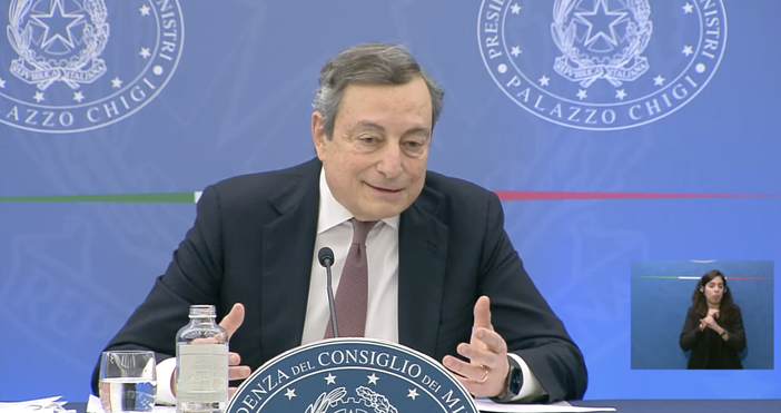 Draghi: "Dai no vax dipende la gran parte dei nostri problemi" Draghi: "Dai no vax dipende la gran parte dei nostri problemi"