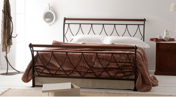 Camera da letto con letto in ferro: guida allo stile perfetto