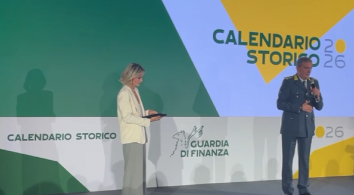 Presentato il Calendario 2026 della Guardia di finanza: “Tre colori, un mondo”