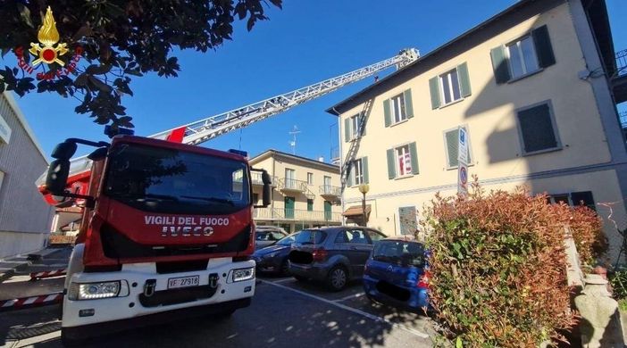 Vento nel Vco, oltre 150 interventi dei vigili del fuoco: emergenza in via di rientro Vento nel Vco, oltre 150 interventi dei vigili del fuoco: emergenza in via di rientro