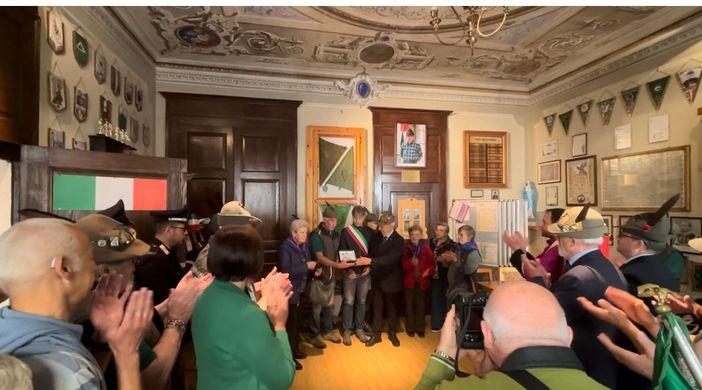 Intitolata a Claudio Ferrari la sala museale sede degli Alpini di Malesco FOTO
