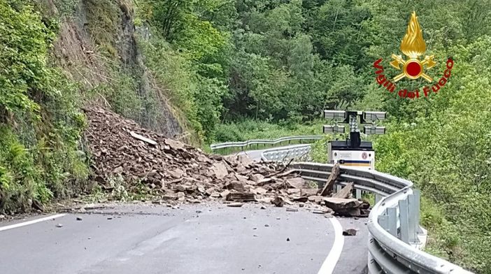 Frana a Bognanco, entro una settimana sarà aperto un guado pedonale Frana a Bognanco, entro una settimana sarà aperto un guado pedonale