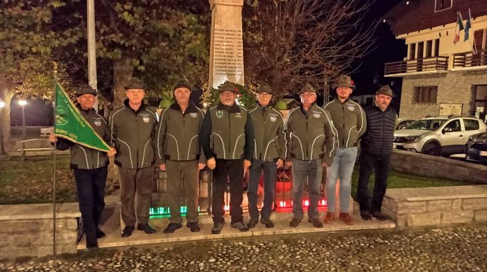 Gli Alpini della Valle Anzasca hanno celebrato il 4 novembre FOTO Gli Alpini della Valle Anzasca hanno celebrato il 4 novembre FOTO