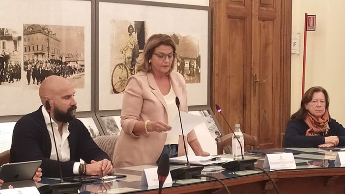 Domodossola approva variazione di bilancio da 400mila euro: fondi frontalieri per opere pubbliche