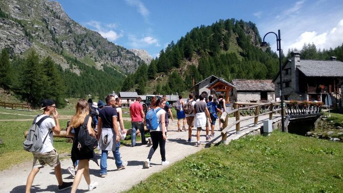 Nasce il Silent Book Club Baceno