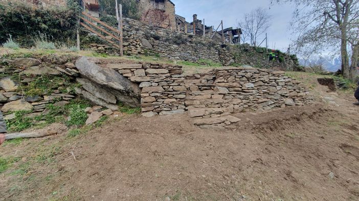 Verso la conclusione i lavori di ripristino dei muri a secco di Varchignoli