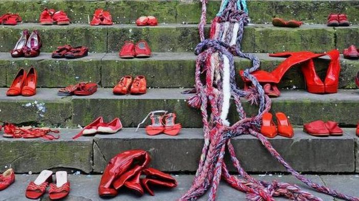 L’impegno costante della Regione contro la violenza sulle donne L’impegno costante della Regione contro la violenza sulle donne