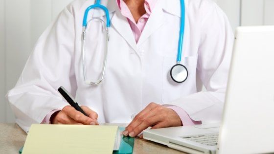 AAA cercasi medici libero professionisti AAA cercasi medici libero professionisti
