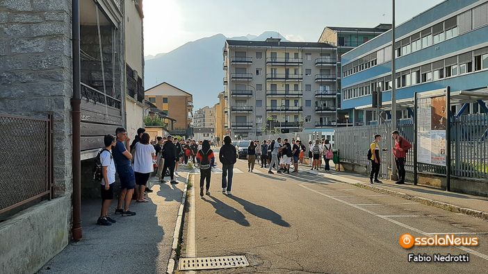 Stamattina tornano in classe 505mila piemontesi: sono 8mila meno di un anno fa