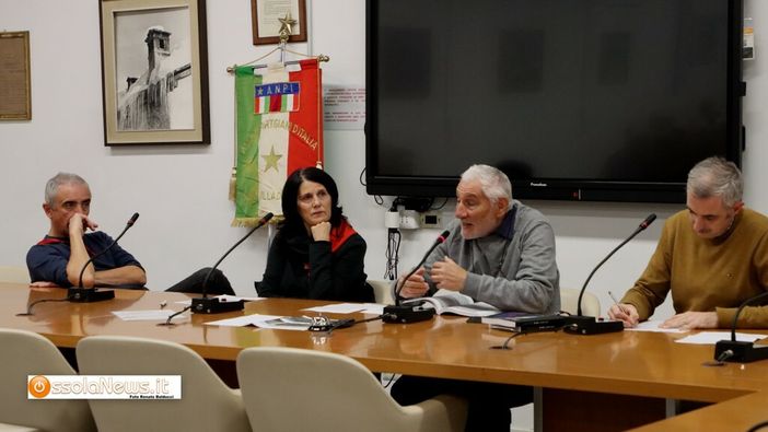 La presentazione di ''8.11.43'' in sala consiliare