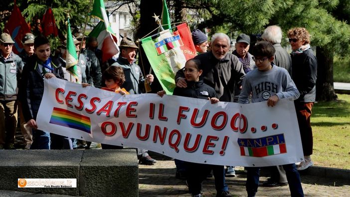 Appello alla pace nel 25 aprile che ricorda il ruolo delle donne nella Resistenza FOTO Appello alla pace nel 25 aprile che ricorda il ruolo delle donne nella Resistenza FOTO