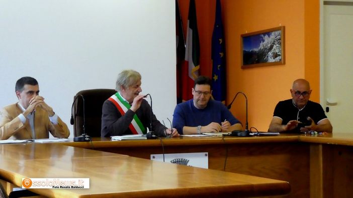 Dimezzato in due anni il disavanzo del Comune di Premosello Chiovenda Dimezzato in due anni il disavanzo del Comune di Premosello Chiovenda