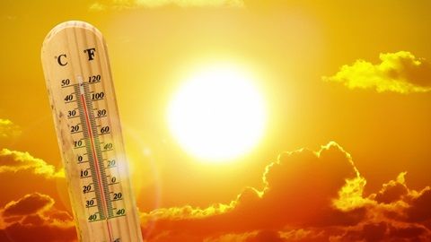 Caldo da record in Italia: registrate le temperature più alte della storia Caldo da record in Italia: registrate le temperature più alte della storia
