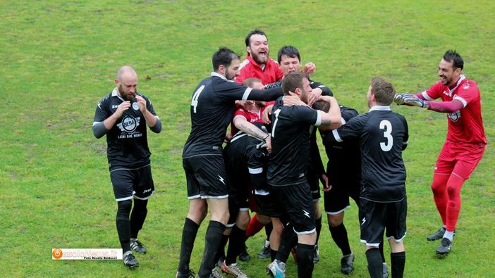 Foto: festa in casa dell'Ornavassese Foto: festa in casa dell'Ornavassese