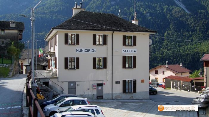 Salva anche quest'anno la scuola elementare di Trasquera Salva anche quest'anno la scuola elementare di Trasquera