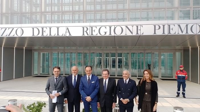 Inaugurato 'Piemonte', il grattacielo della Regione. Cirio: "Si sana una ferita" FOTO Inaugurato 'Piemonte', il grattacielo della Regione. Cirio: "Si sana una ferita" FOTO