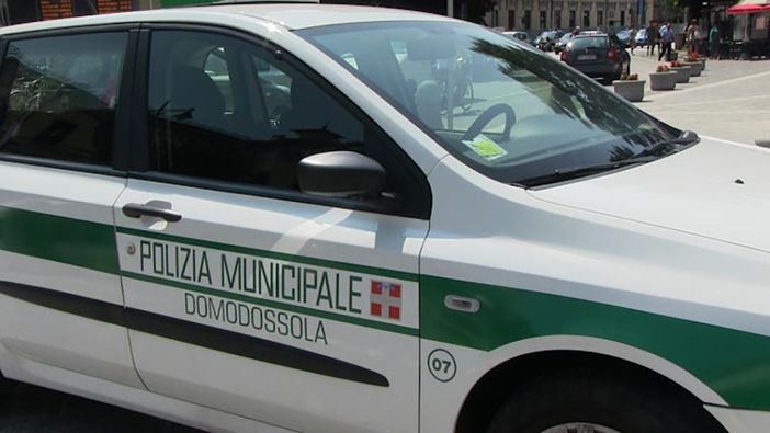 Provocano tre incidenti e fuggono, individuati grazie alle telecamere di sorveglianza Provocano tre incidenti e fuggono, individuati grazie alle telecamere di sorveglianza