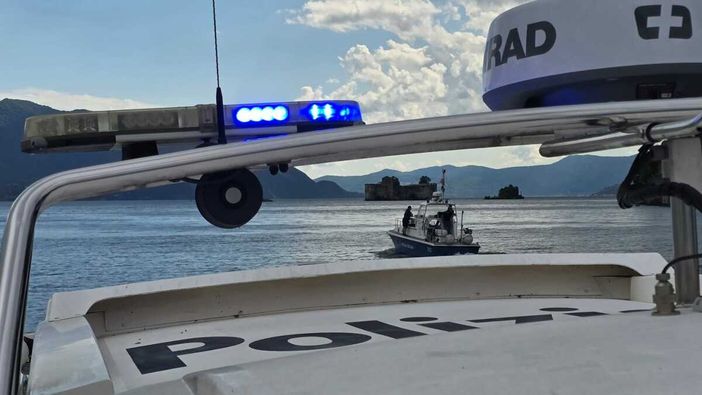 Canton Ticino: perde i sensi nelle acque del lago Maggiore e muore